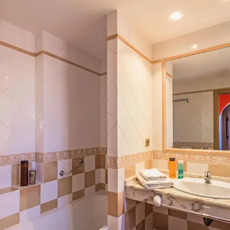 Silvia Ii By Corralejo