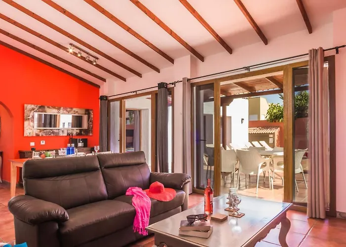 Silvia Ii By Corralejo