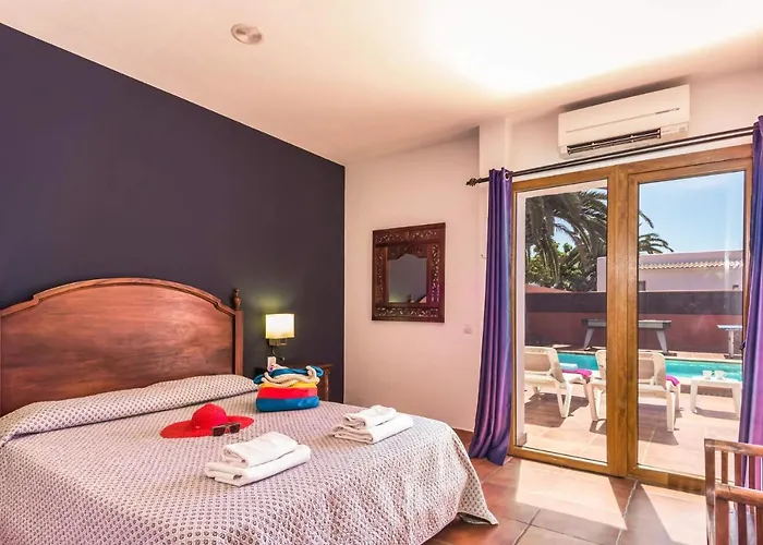 Silvia Ii By Corralejo