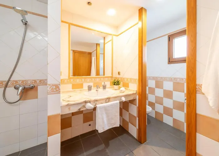 Silvia Ii By Corralejo